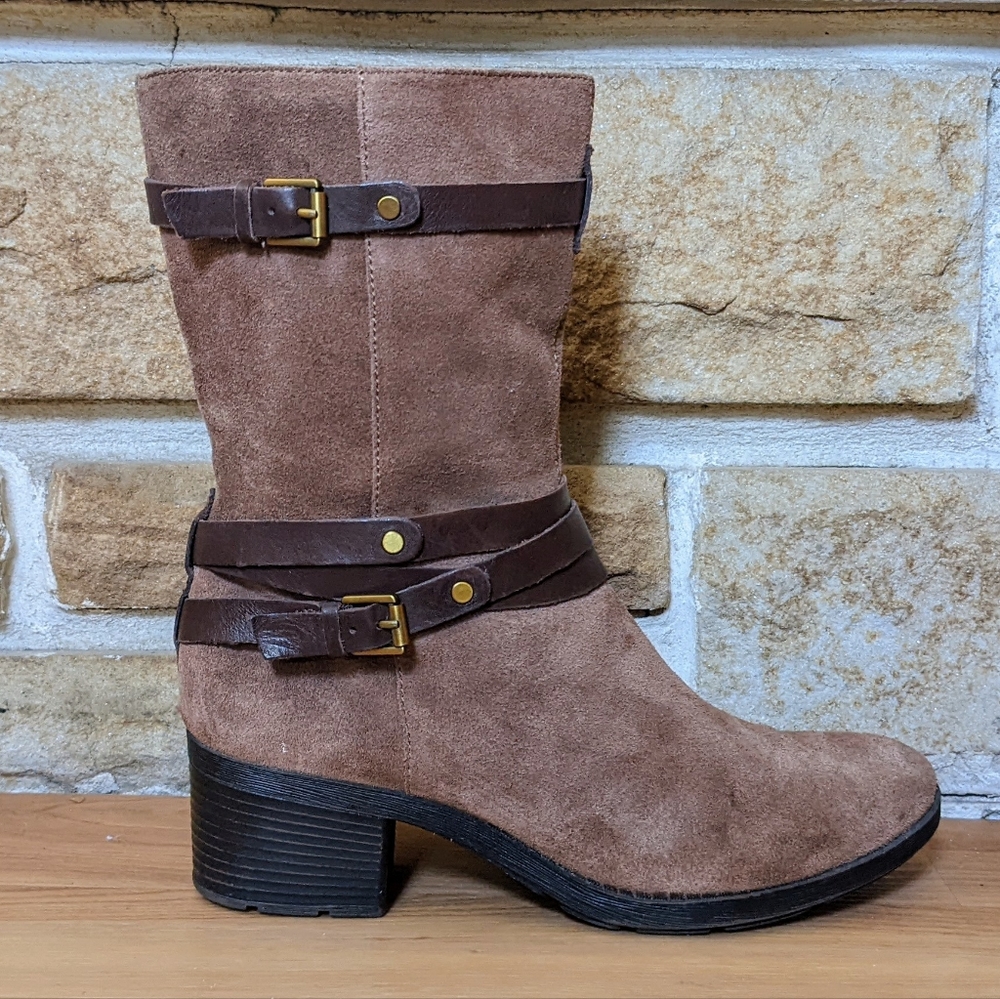 Brown Suede Edgy Mid-Calf Boots with Double Buckle Straps – Size 8.5